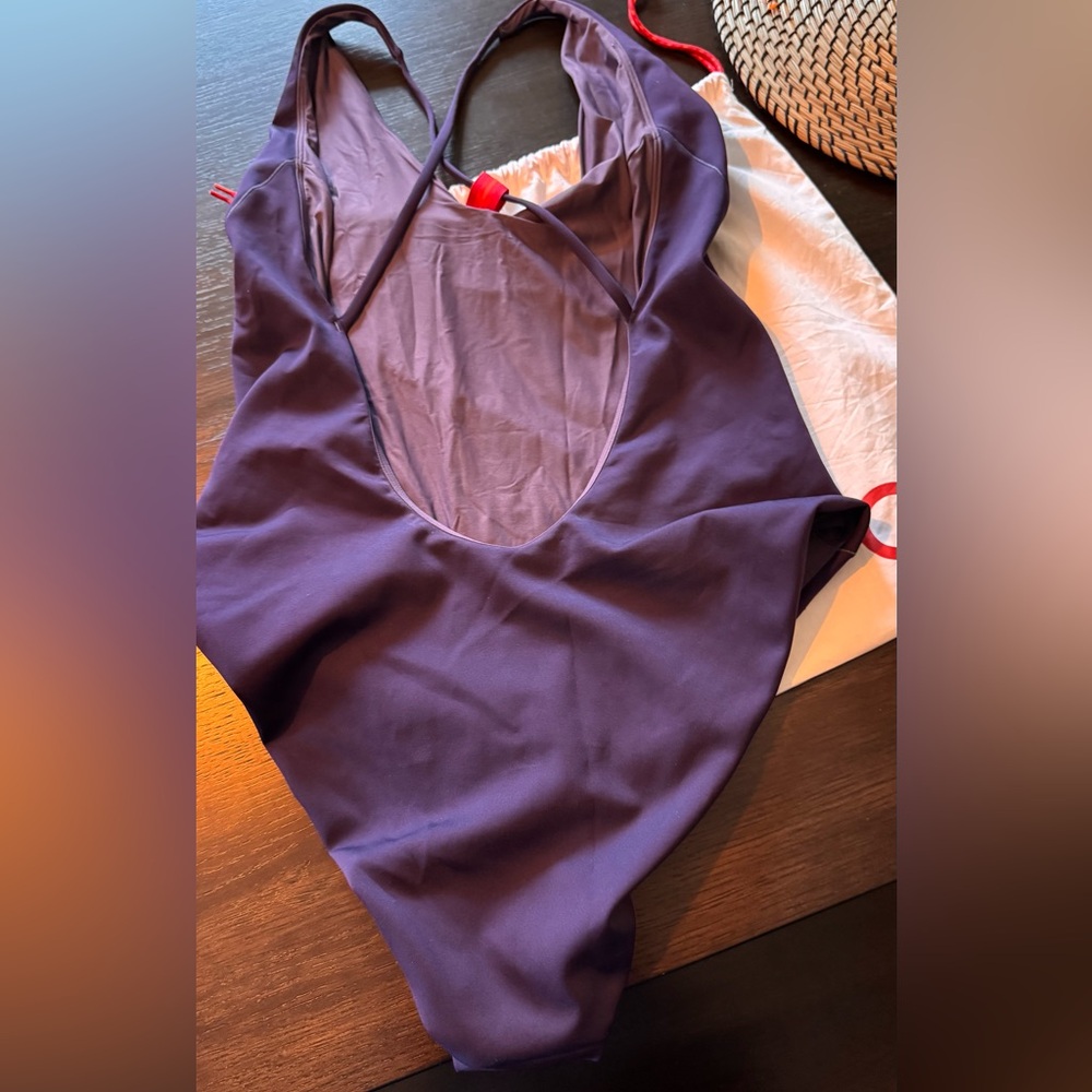 Left On Friday Weekender Suit - Size XL - NWT - Picture 7 of 12